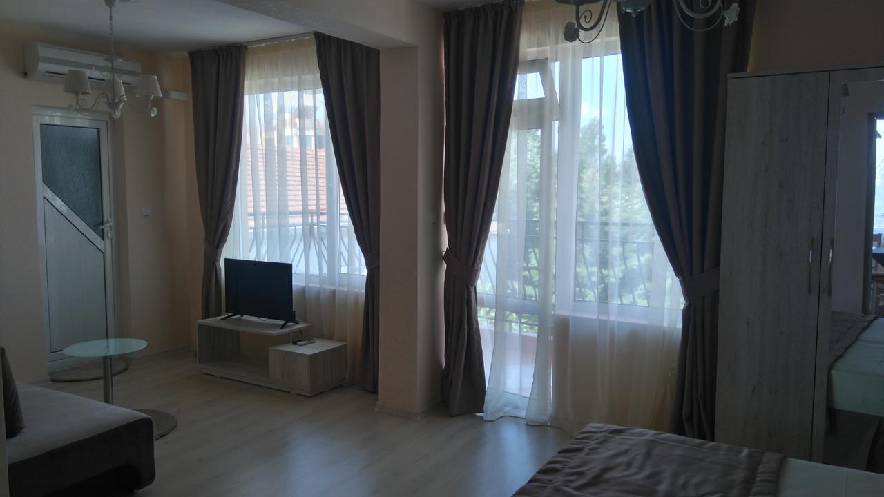 Guest House Adriya 普里莫尔斯科 外观 照片